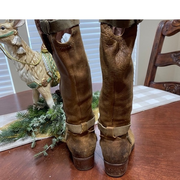 UGG Women's Darcie tall Riding Boots - Picture 4 of 12